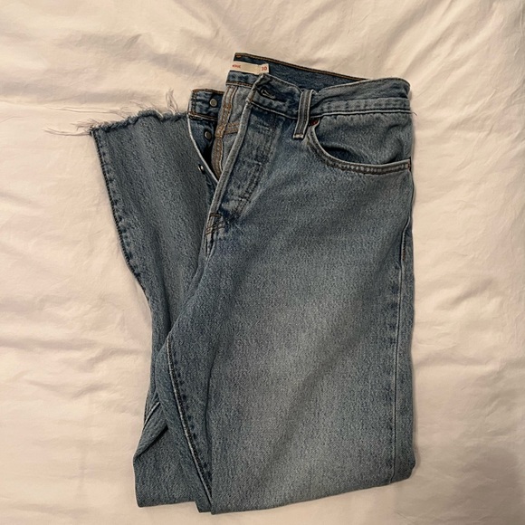 Levi’s Wedgie Jeans - Picture 4 of 5